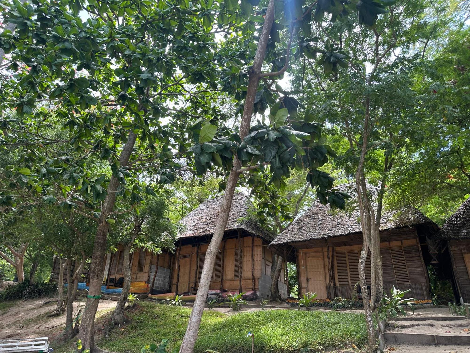 Maweni Beach Bungalows คิลินโดนี ภายนอก รูปภาพ