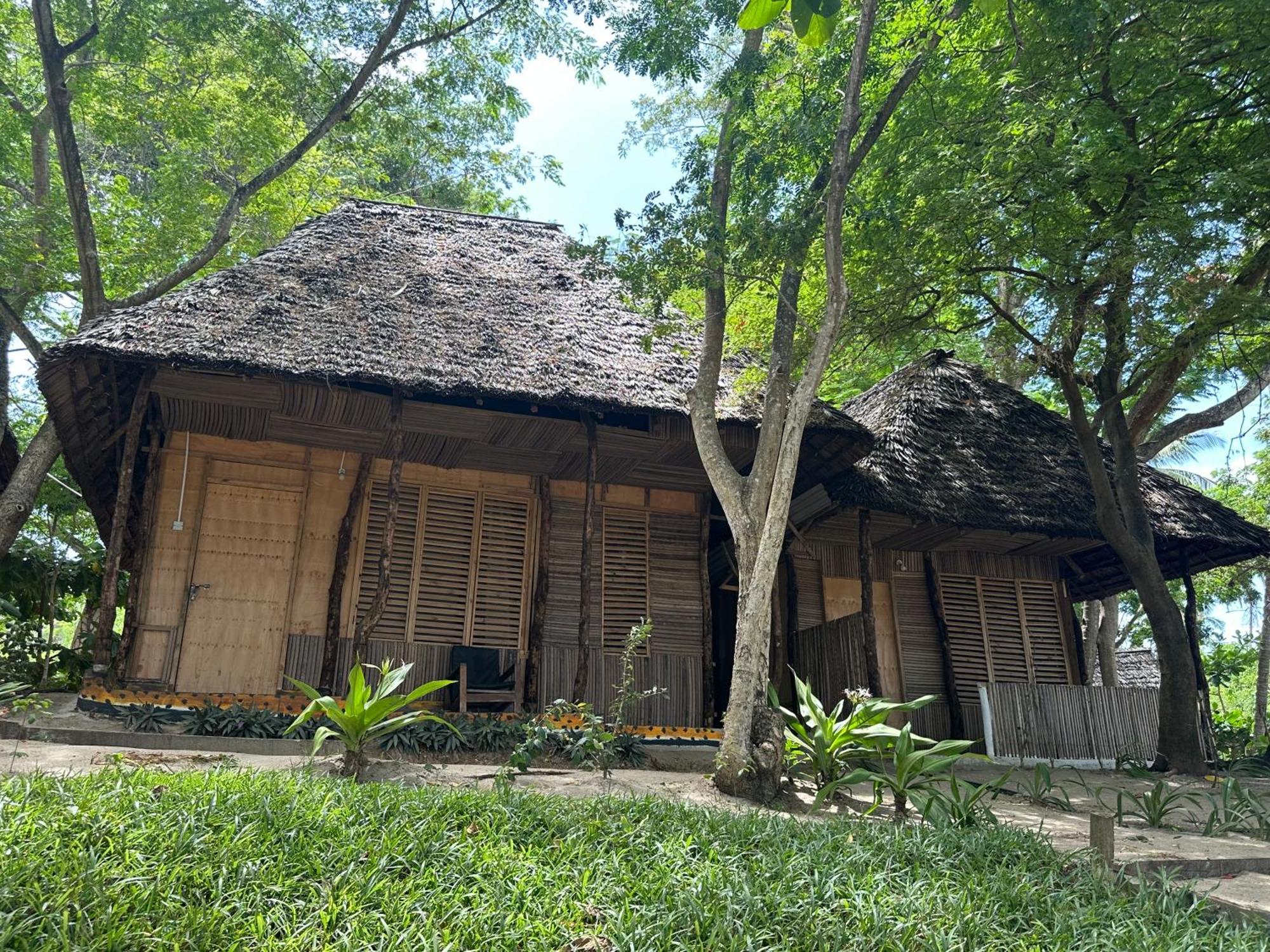 Maweni Beach Bungalows คิลินโดนี ภายนอก รูปภาพ
