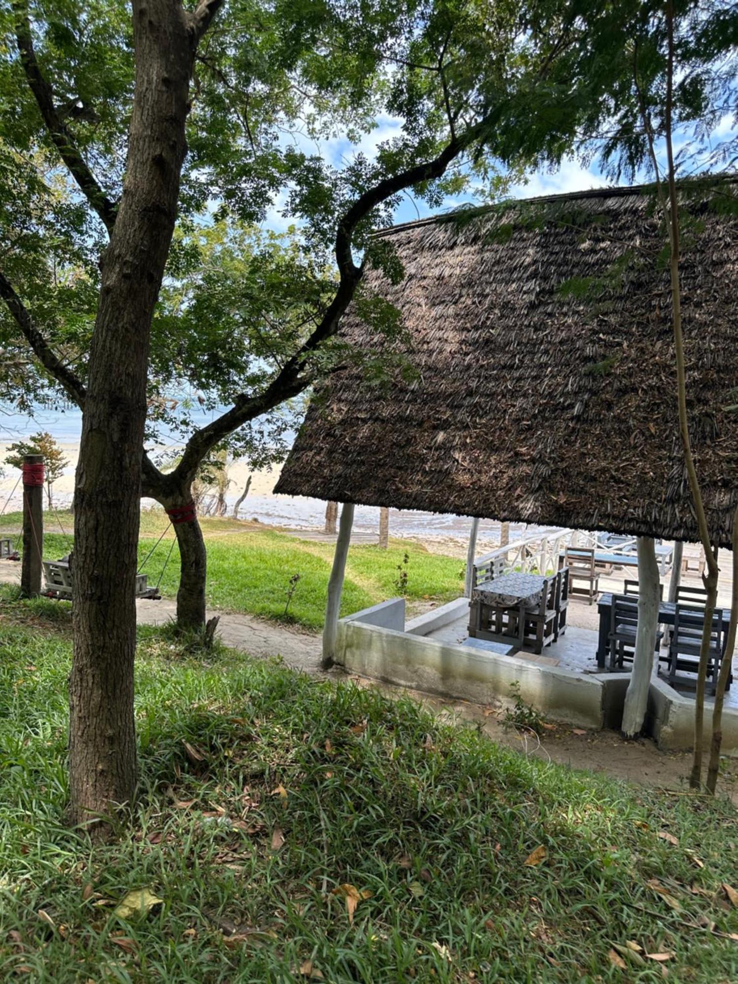 Maweni Beach Bungalows คิลินโดนี ภายนอก รูปภาพ
