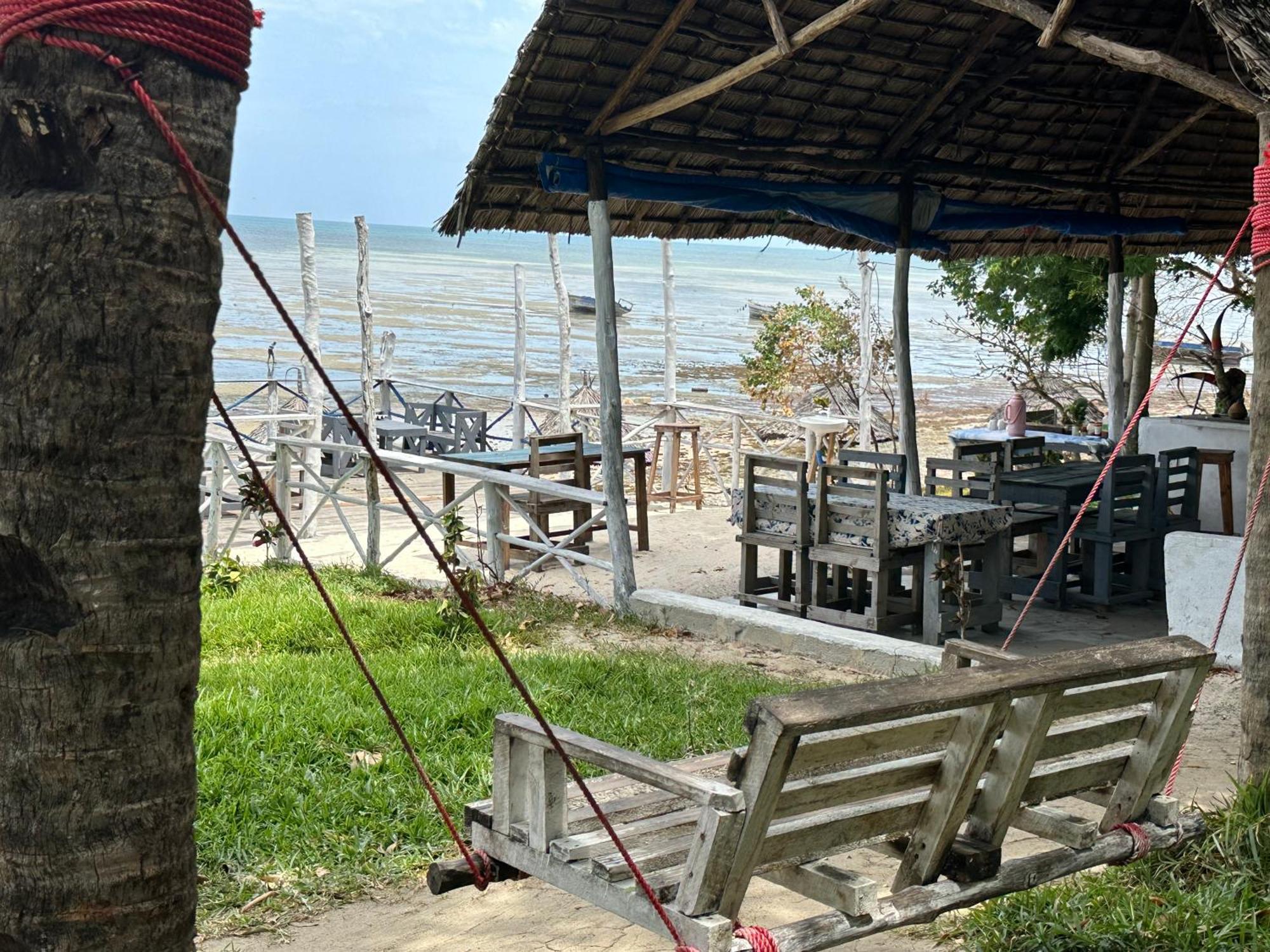 Maweni Beach Bungalows คิลินโดนี ภายนอก รูปภาพ
